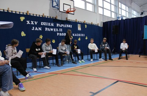 Obchody Dnia Papieskiego w naszej szkole