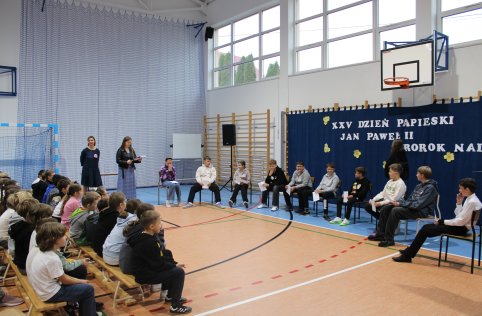 Obchody Dnia Papieskiego w naszej szkole