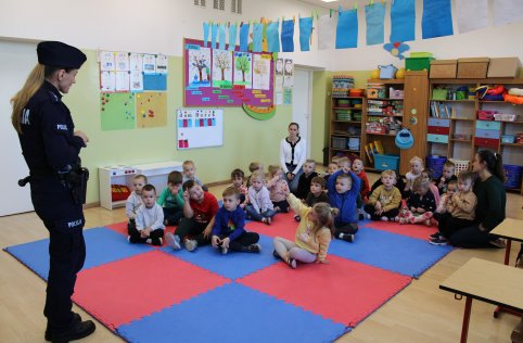 Pogadanka z przedstawicielem policji w naszej szkole