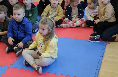 Pogadanka z przedstawicielem policji w naszej szkole