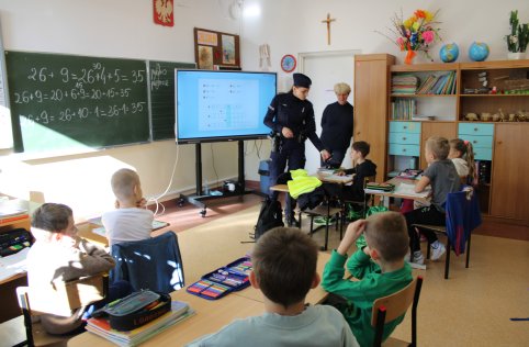 Pogadanka z przedstawicielem policji w naszej szkole