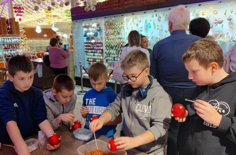 Wycieczka uczniów do Rzeszowa i Nowej Dęby