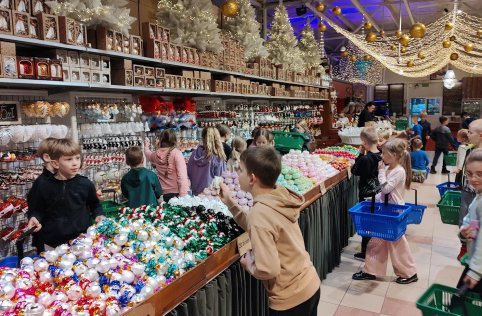 Wycieczka uczniów do Rzeszowa i Nowej Dęby