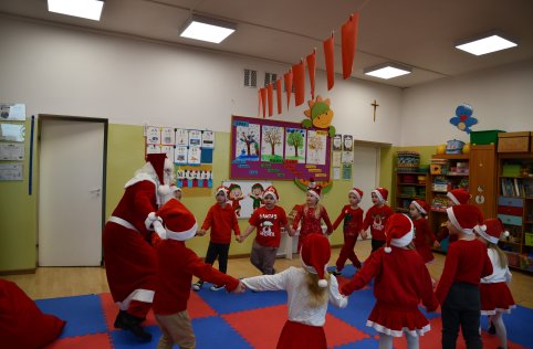 Święty Mikołaj znów w naszej szkole 2025