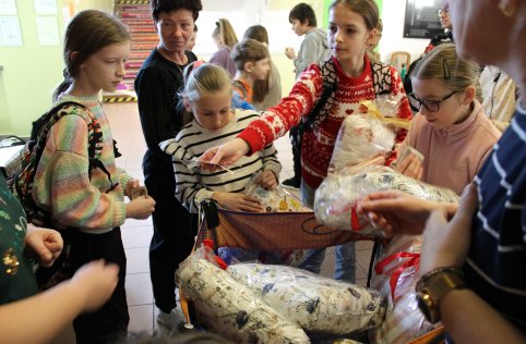 Kiermasz ozdób świątecznych – pomagamy Adasiowi Iwanejko