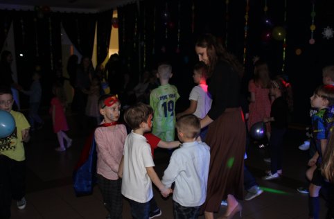 Zabawa karnawałowa w naszej szkole