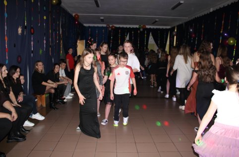 Zabawa karnawałowa w naszej szkole