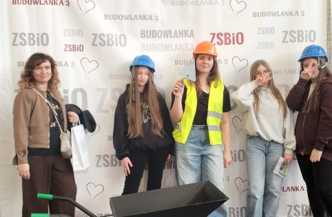 Uczniowie klasy VIII poznają szkoły średnie w Biłgoraju