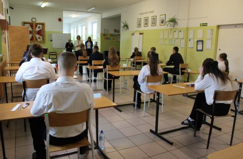 Pierwszy dzień egzaminu ósmoklasisty za nami - maj 2026