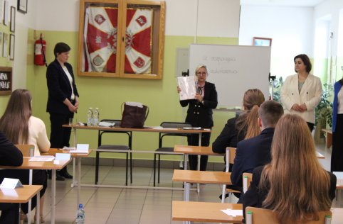Pierwszy dzień egzaminu ósmoklasisty za nami - maj 2026
