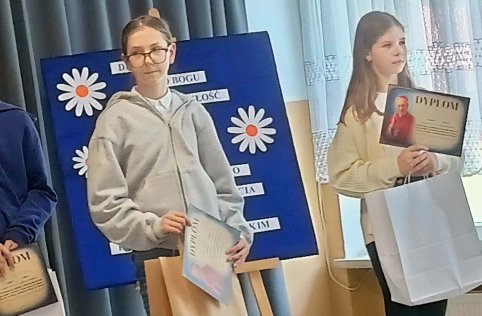 Sukces naszych uczniów w konkursie wiedzy o Stefanie Kardynale Wyszyńskim